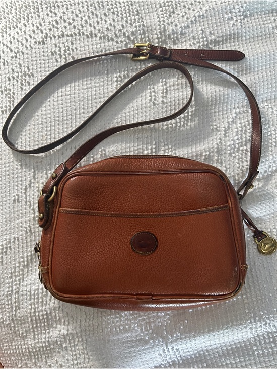 Dooney & Bourke Handbags - Vintage ‘90s Dooney & Bourke Crossbody Cognac Orange Brown Leather Purse